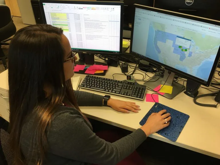 Rose Gorrell creating story maps on a computer